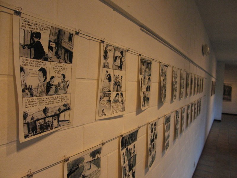 Des pages sur les murs image 9